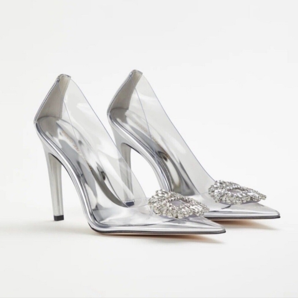 Good American Cinderella Shoes